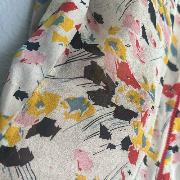 Diane Von Furstenburg Floral Print Silk Button Down 3/4 Sleeve Top Womens Size 6 - Picture 12 of 13